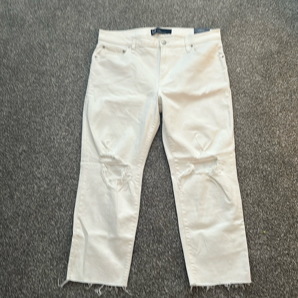 NWT Gap Slim Boyfriend Jean